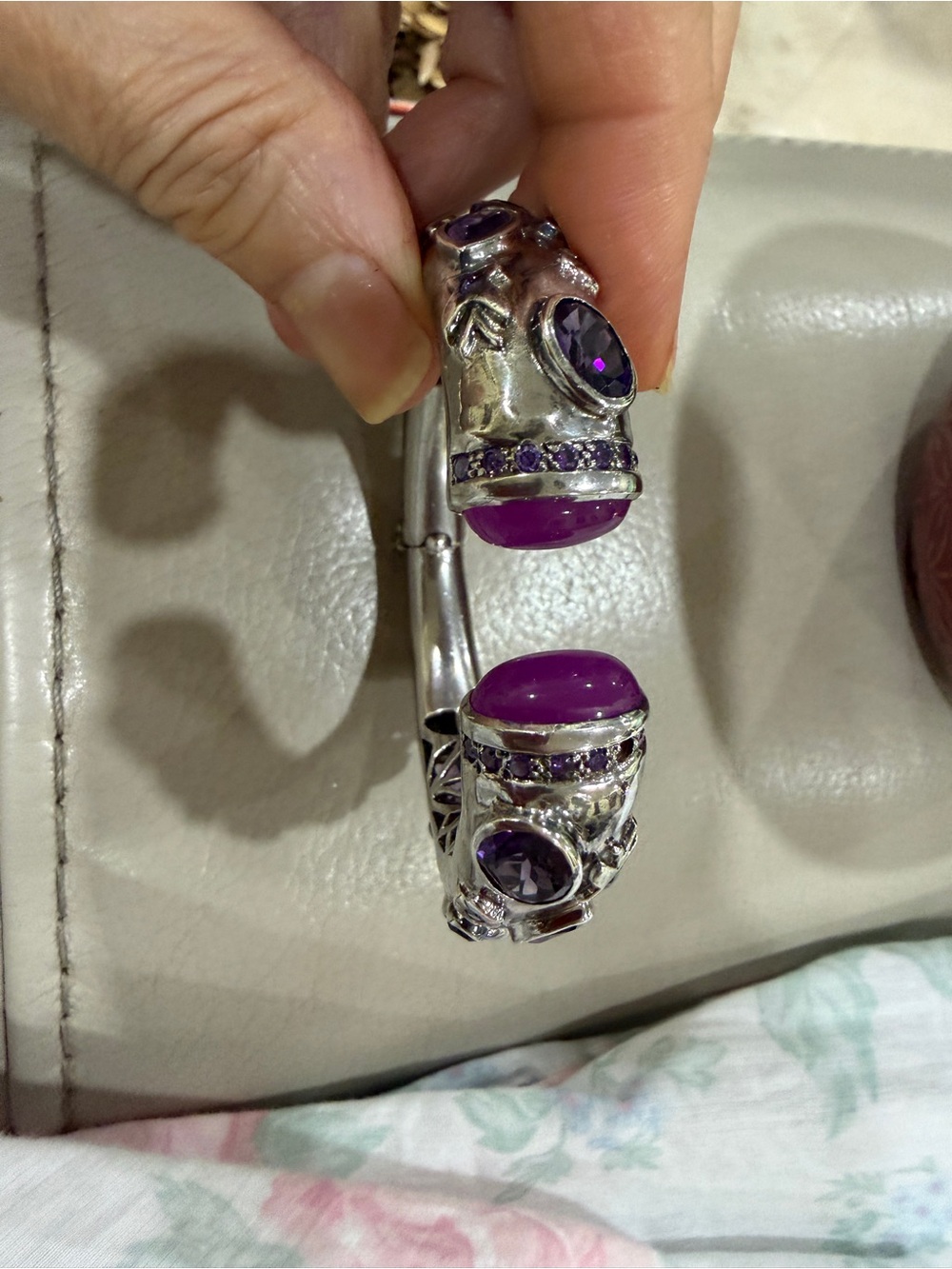 Amathyst Gemstone Silver Bracelet/cuff  - Women Jewelry ((vantage))
